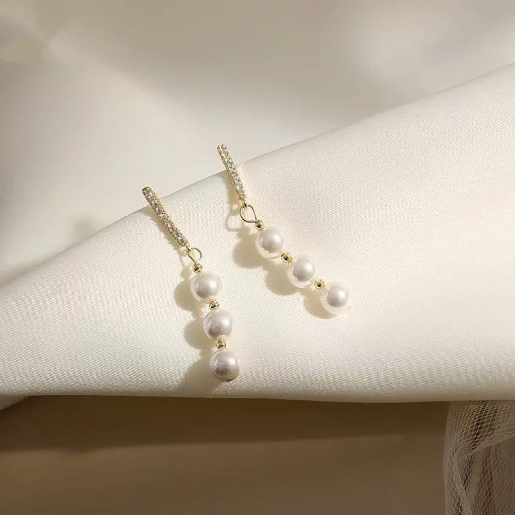 Women's Elegant Long Tassel Clip-on Earrings, No Piercing Required